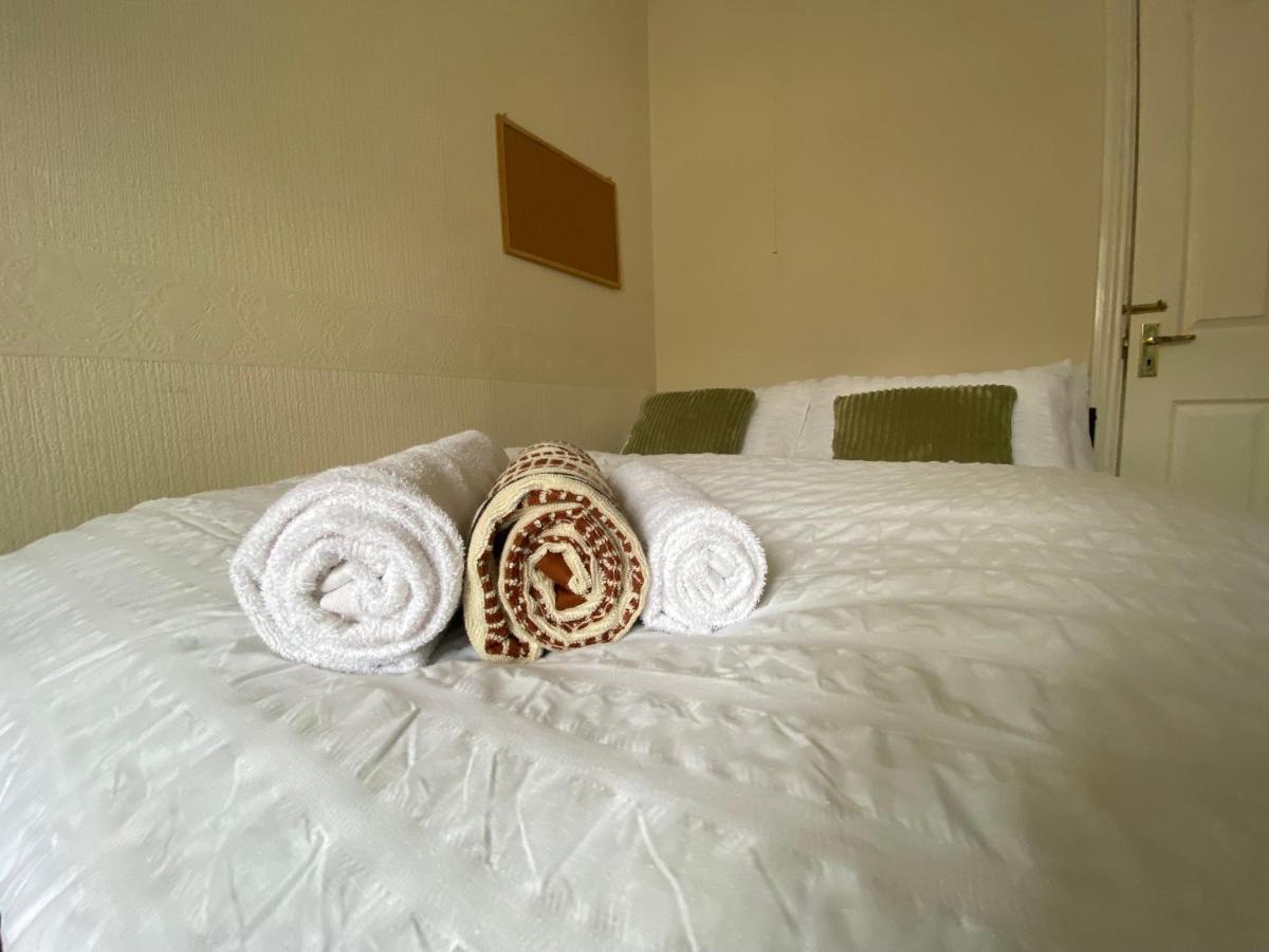 Living Serviced 5 Homestay *