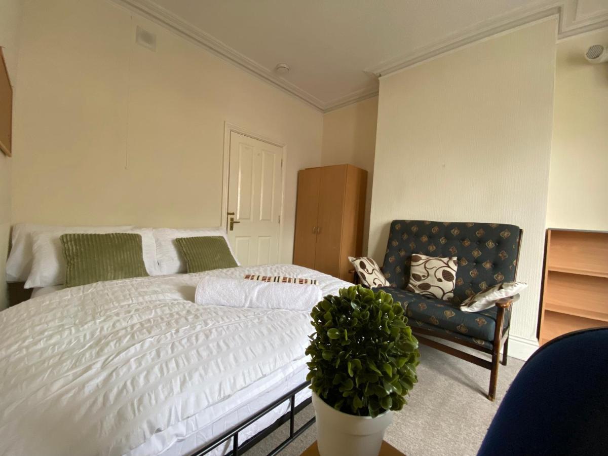 Living Serviced 5 Homestay